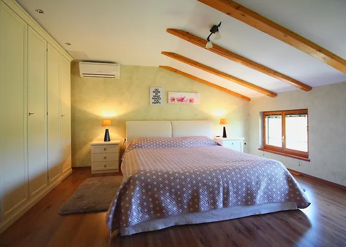 Prázdninový dům Valmoneda *