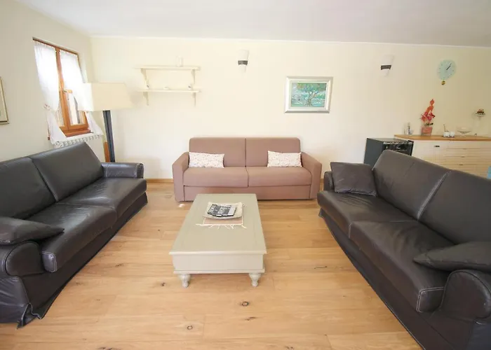 Valmoneda * 로비니