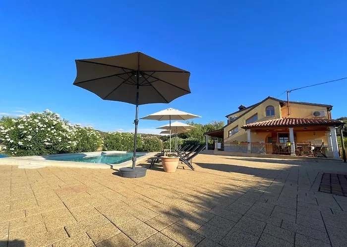 Valmoneda * 로비니