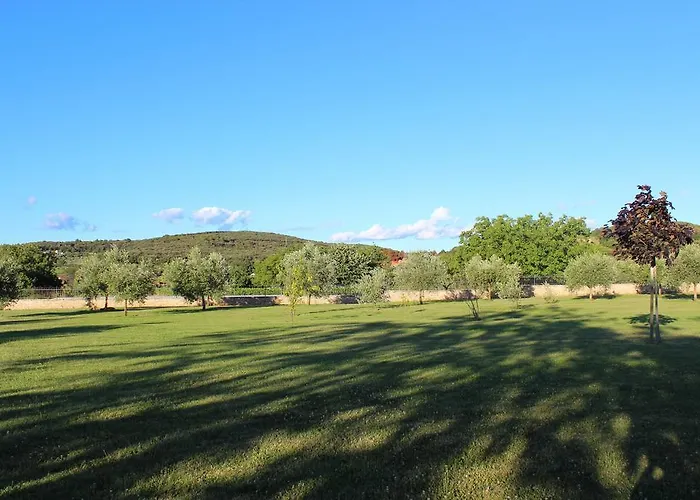 Valmoneda 펜션 로비니